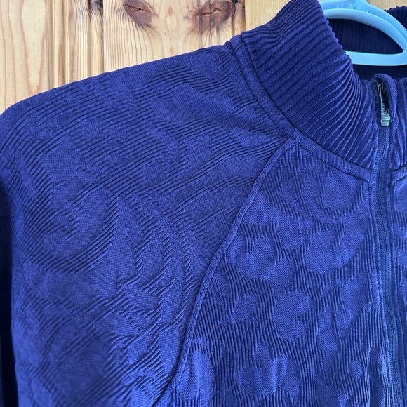 Lululemon Rest Less 1/2 Zip - Picture 5 of 9